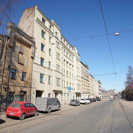 New Bohemian Crash Pad In Riga Center Apartment Exterior photo